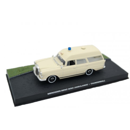Macheta auto Mercedes Benz Binz Ambulance, 1:43 Colectia James Bond – Eaglemoss – World