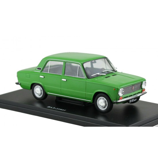 Macheta auto Lada / VAZ 21011 Ziguli 1970 verde, 1:24 Colectia Automobile de Neuitat – World – Hachette