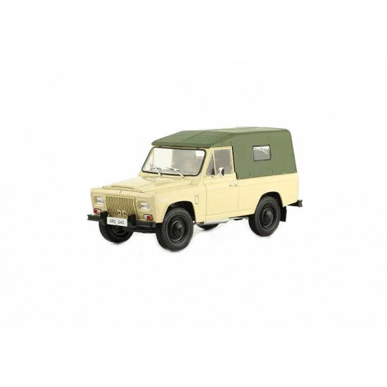 Macheta auto Aro 240 1972 test ed, 1:24 Colectia Automobile de Neuitat – World – Hachette