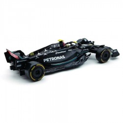 Macheta auto Mercedes-Benz F1 W14 E Performance Team AMG Petronas N44 2023 Lewis Hamilton cu vitrina si pilot, 1:43 Bburago Signature