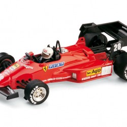 Macheta auto Ferrari 126C4 Gennaio 1984 + figurina pilot, 1:43 Brumm