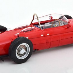Macheta auto Ferrari 156 Sharknose Plain Body Version 1961, 1:18 CMR