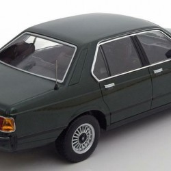 Macheta auto BMW 733i E23 1977 verde LE 1000 pcs, 1:18 KK Scale