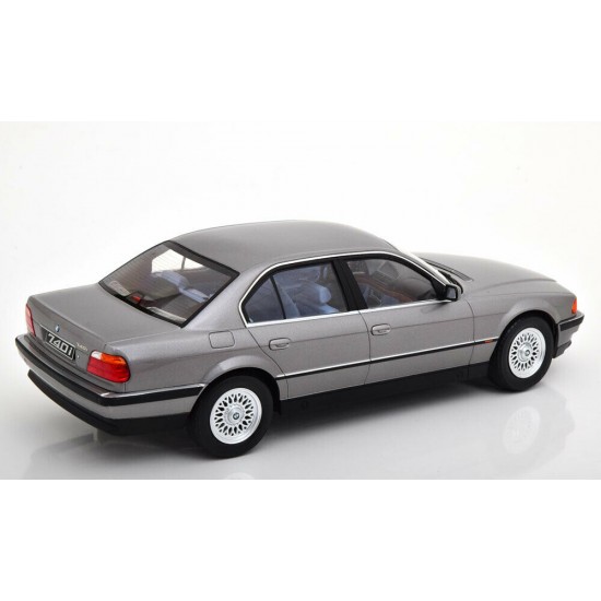 Macheta auto BMW 740i E38 1.series 1994 gri LE 1000 pcs, 1:18 KK Scale