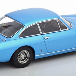 Macheta auto Ferrari 330 GT 2+2 1964 bleo, LE 750 pcs, 1:18 KK Scale
