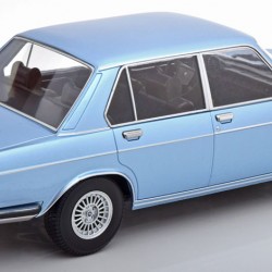 Macheta auto BMW 3.0S E3 MkII 1971 bleo, LE 1250 pcs, 1:18 KK Scale