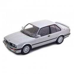 Macheta auto BMW 325i E30 M-Pack 1987 gri, 1:18 KK Scale