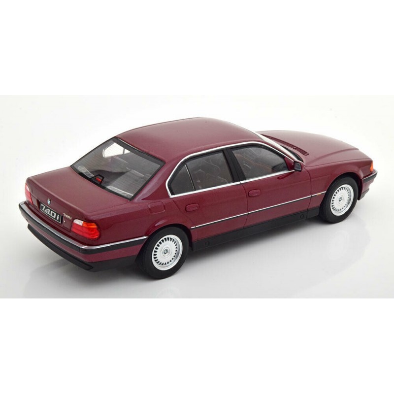 Macheta auto BMW 740i E38 1.Serie 1994 visiniu LE 500 pcs, 1:18 KK Scale
