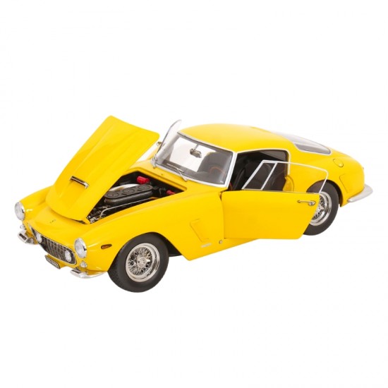 PRECOMANDA : Macheta auto Ferrari 250 GT SWB Passo Corto, 1961, galbena, 1:12, KK Scale