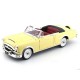 Macheta auto Packard Caribbean cream 1953, 1:18 Lucky DieCast