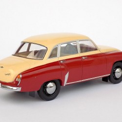 Macheta auto Wartburg 311 red/beige 1959, 1:18 MCG