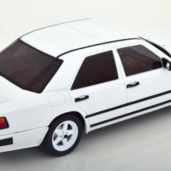 Macheta auto Mercedes-Benz W124 E-Class Tuning white 1986, 1:18 MCG