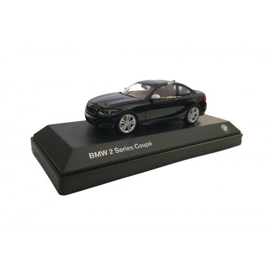 Macheta auto BMW Seria 2 Coupe (F22) negru 1:43 Minichamps