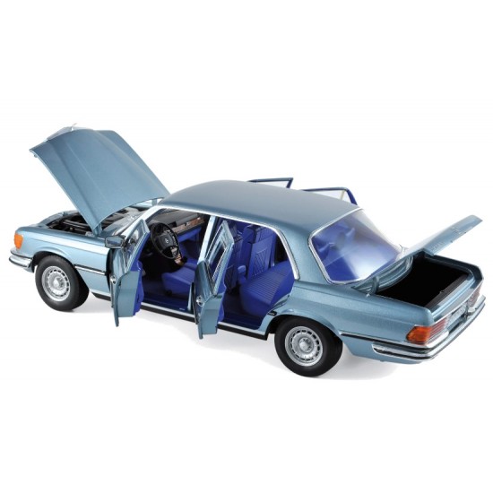 Macheta auto Mercedes-Benz 450 SEL 6.9 1976 albastru metalizat, 1:18 Norev