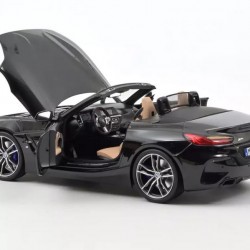 Macheta auto BMW Z4 negru 2019, 1:18 Norev