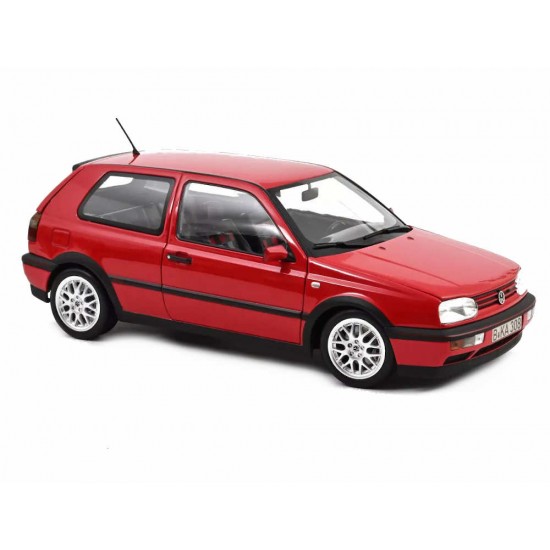 Macheta auto Volkswagen Golf GTI 1996 rosu/alb, 1:18 Norev