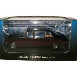 Macheta auto Daimler DS420 Limousine *Queen Mother* 1970, 1:43 Norev