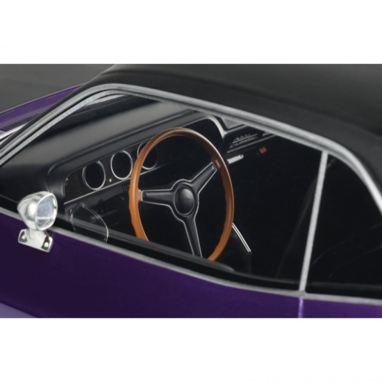 Macheta auto Dodge Challenger RT, 1970, G083, 1:12, Otto Models