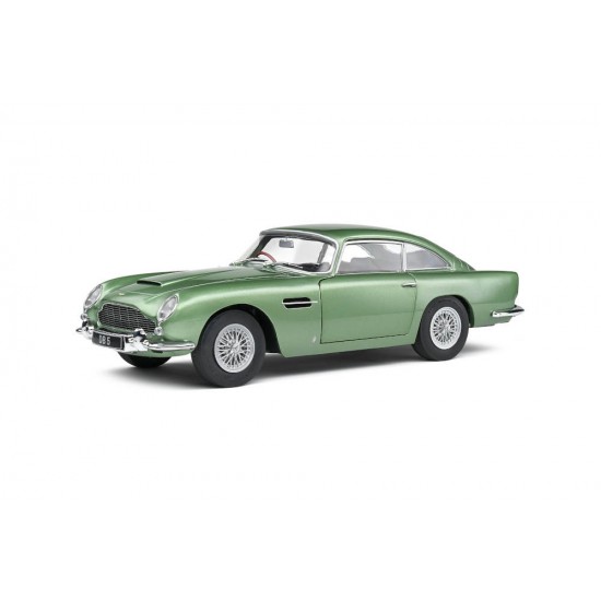 Macheta auto Aston Martin DB5 green 1964, 1:18 Solido