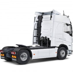 Macheta camion Volvo FH Blobetrotter XL white 2021, 1:24 Solido