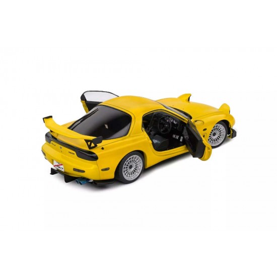 Macheta auto Mazda RX7 FD3RS Streetfighters yellow 1999, 1:18 Solido 