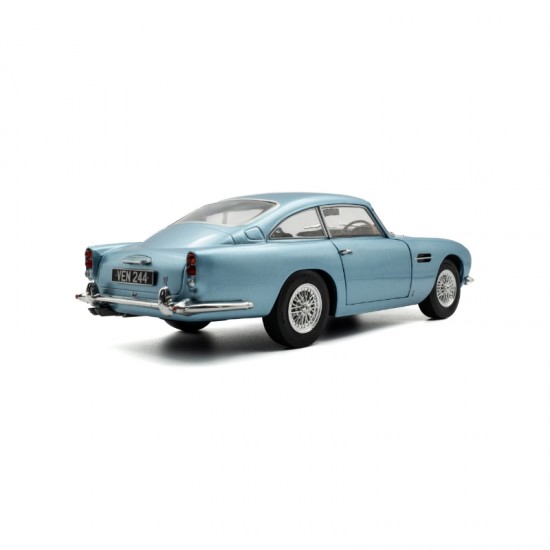 Macheta auto Aston Martin DB5, Light Metallic Blue, 1964, 1:18, Solido