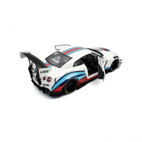 Macheta auto Nissan GT-R (R35) w/ Liberty Walk Body Kit 2,0M, 2024, 1:18, Solido