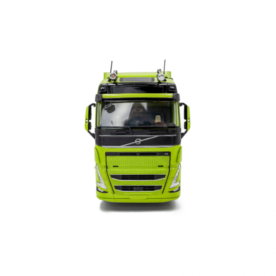 Macheta auto  Volvo Trucks FH Globetrotter XL, Neon Green, 2023, 1:24, Solido