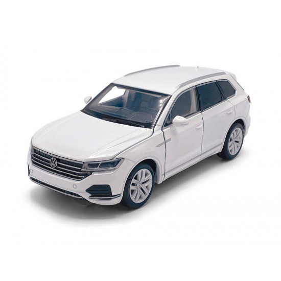 Macheta auto Volkswagen Touareg III 2018 white, lumini, sunet, directie activa, 1:32 Tayumo