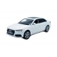 Macheta auto Audi A4L 2019 white, lumini, sunet, directie activa, 1:32 Tayumo