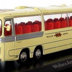 Macheta autobuz Bedford Val-Wallace Arnold, 1:76 Atlas