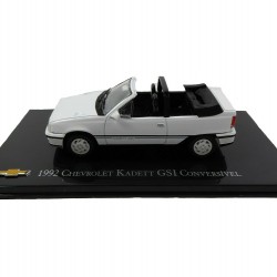 Macheta auto Chevrolet Kadett GSI Conversivel 1992 alb, 1:43 Ixo