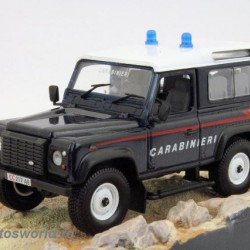 Land Rover Defender Carabinieri James Bond, 1:43 Eaglemoss